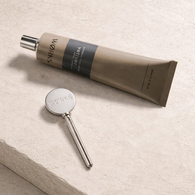 Scent Spotlight: Vetiver · Nettle · Petitgrain